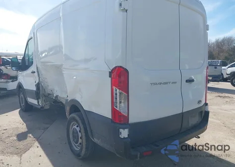 2023 Ford Transit-250 z USA, uszkodzony, nr VIN 1FTBR1C8CPKB38661